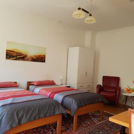 Ferienwohnung Im Zentrum Hannover City, Ruhig, Hbf- Naehe, Freie Oeffentliche Parkplaetze Luaran gambar