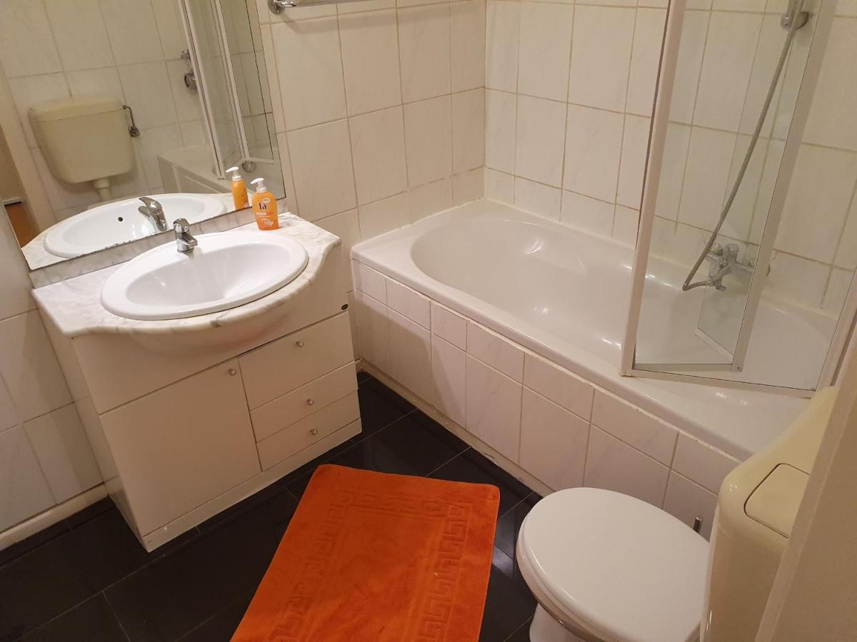 Ferienwohnung Im Zentrum Hannover City, Ruhig, Hbf- Naehe, Freie Oeffentliche Parkplaetze Luaran gambar